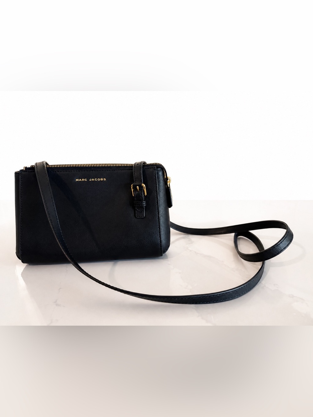 Marc Jacobs Black Leather Crossbody with Gold Hardware | Nearly Perfect